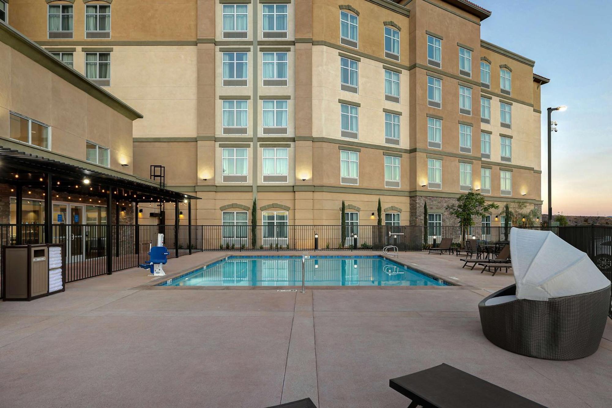 Homewood Suites By Hilton Santa Clarita/Valencia, Ca Экстерьер фото